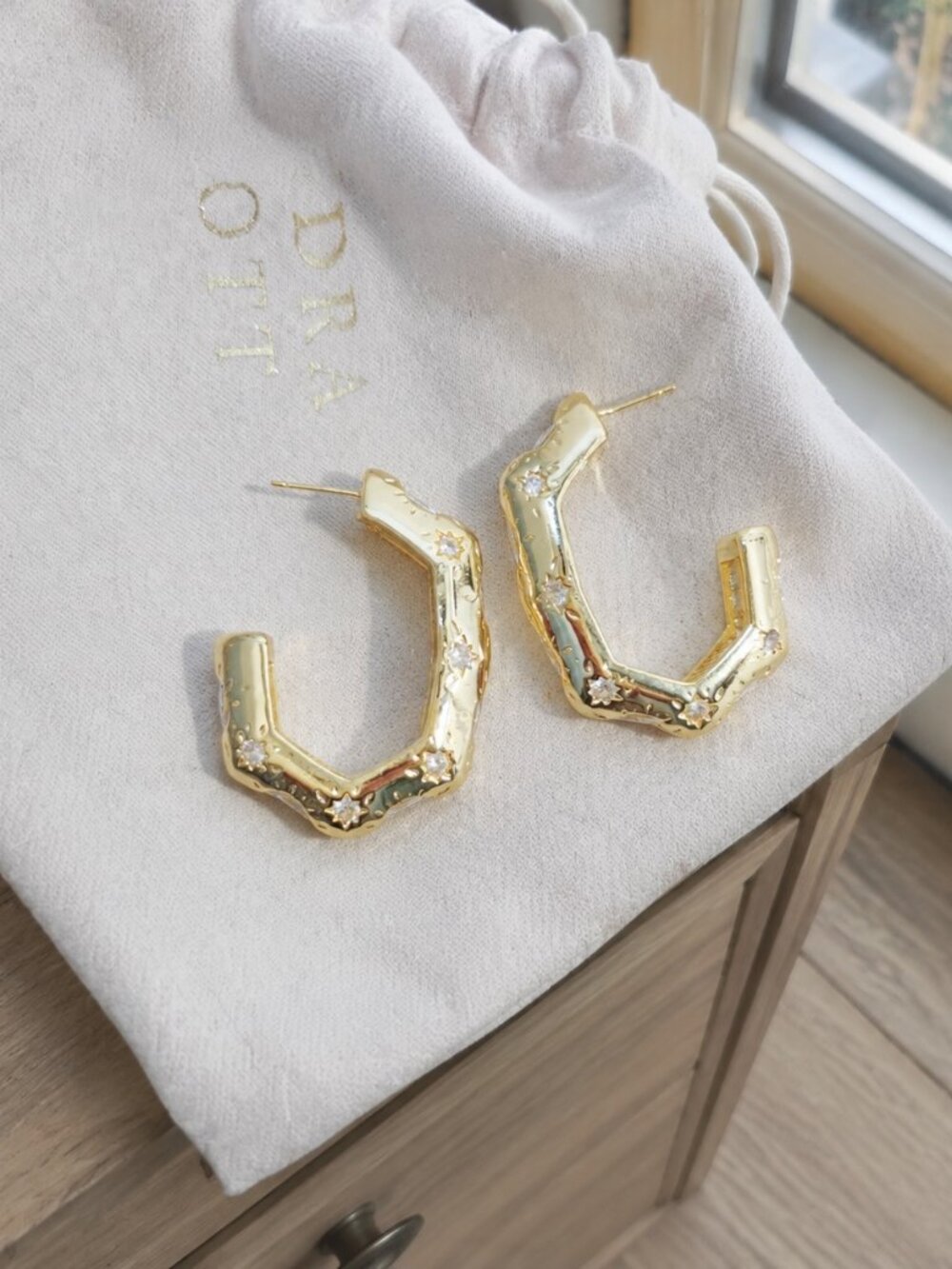 Kendra Scott Holland Hoop Earrings Gold White CZ Textured Statement Jewelry